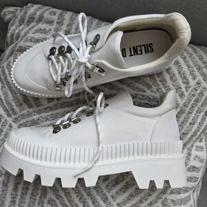 Silent D Chunky Canvas Oxford‎ Sneakers Size 40 Cream